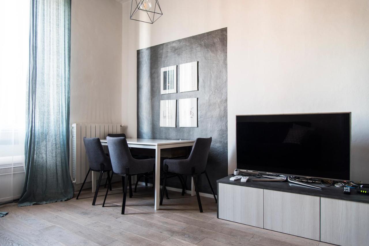 Youhosty - Correggio 12 Milano Exteriör bild